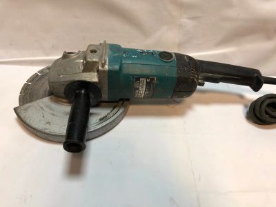 Лот: 15668369. Фото: 1. УШМ Makita 9069, 230 мм (болгарка... Электроинструмент