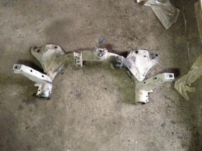 Лот: 6857251. Фото: 1. Балка под ДВС Mazda familia BJ5... Ходовая, подвеска, рулевое управление