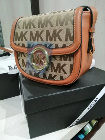 Лот: 16238261. Фото: 1. Сумочка Michael Kors. Идеальная... Сумки