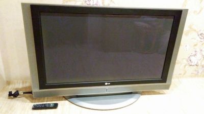 Лот: 16979590. Фото: 1. Телевизор LG 42PS1RV плазма нерабочий. Телевизоры
