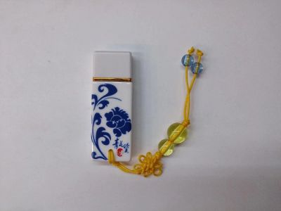 Лот: 4928147. Фото: 1. Подарочная USB флешка 16Gb USB... USB-флеш карты