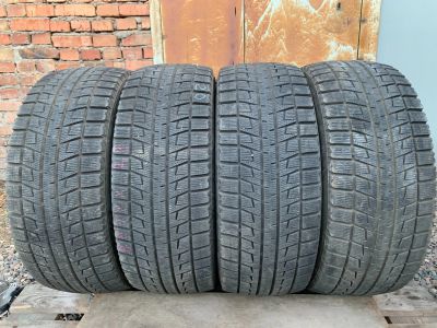 Лот: 14969156. Фото: 1. Bridgestone Blizzak Revo2 235... Шины