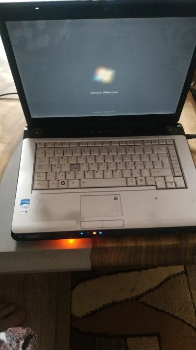 Лот: 15673373. Фото: 1. ноутбук Toshiba satellite 200. Ноутбуки