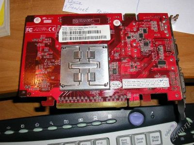 Лот: 137847. Фото: 1. GeForce 7300GT. Видеокарты