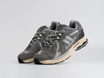 Лот: 25624903. Фото: 1. Кроссовки New Balance 1906D. Кеды, кроссовки, слипоны