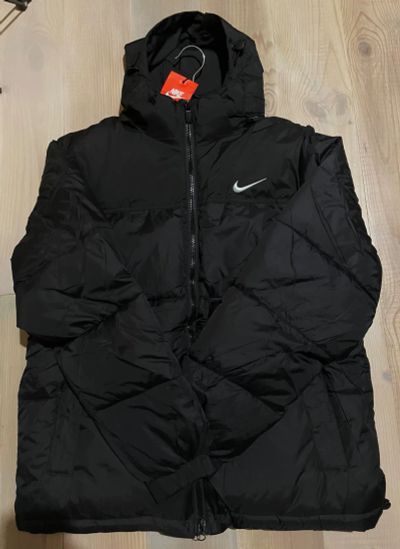 Лот: 21109662. Фото: 1. Куртка зимняя Nike чёрная мужская... Верхняя одежда