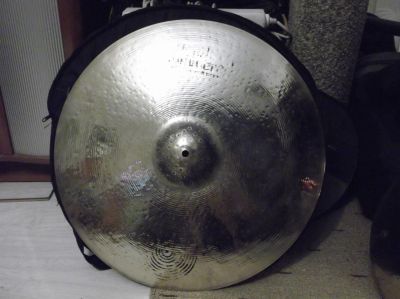 Лот: 3739129. Фото: 1. Sabian 21" HH Raw Bell Dry Ride. Ударные