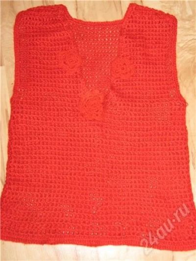 Лот: 677533. Фото: 1. Красный вязаный жилет.р.46. Свитеры, толстовки, худи
