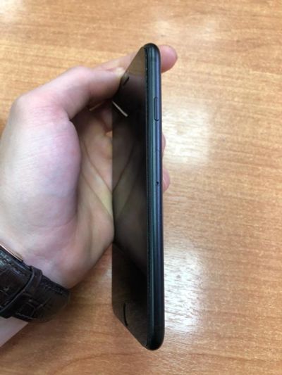 Лот: 12715534. Фото: 1. iPhone 7 128Gb Black. Смартфоны