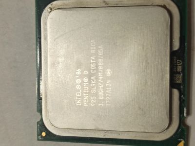 Лот: 19076696. Фото: 1. Процессор Intel Pentium D 925. Процессоры