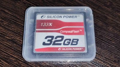 Лот: 22989951. Фото: 1. Карта памяти Silicon Power 32Gb... Карты памяти