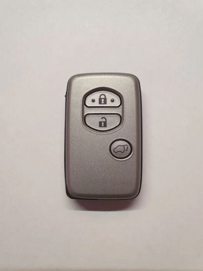 Лот: 15603109. Фото: 1. Смарт-ключ Toyota LandCruiser... Электрооборудование