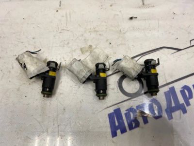 Лот: 21714647. Фото: 1. инжектор, форсунка Seat Ibiza... Топливная система
