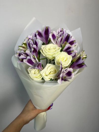 Лот: 22839402. Фото: 1. Букет комплимент. С 1 рубля быстрые... Свежие цветы