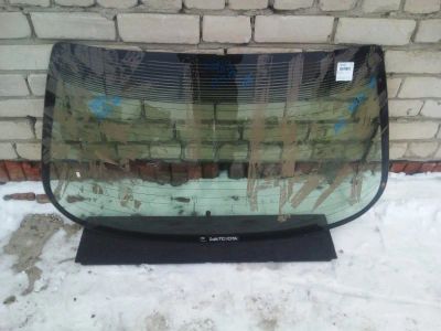 Лот: 21403630. Фото: 1. стекло заднее Toyota Carina AT212. Двигатель и элементы двигателя