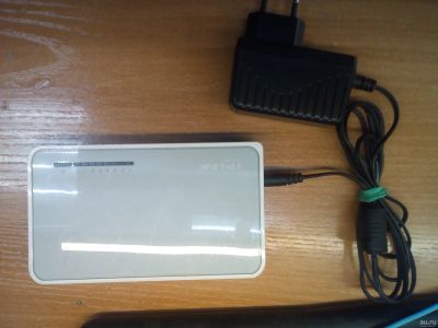Лот: 13724698. Фото: 1. свич TP-Link TL-SF1008D. Коммутаторы
