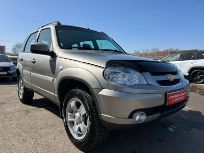 Лот: 21770115. Фото: 1. Chevrolet Niva 2013. Автомобили