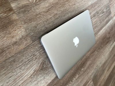 Лот: 17063213. Фото: 1. Macbook air 11 (2015 года). Ноутбуки