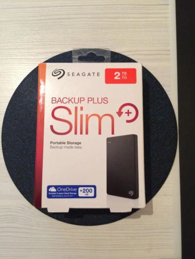 Лот: 9989781. Фото: 1. Жёсткий диск 2 Терабайта Seagate. Внешние жесткие диски