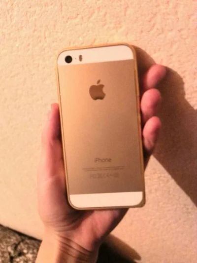 Лот: 6847104. Фото: 1. iPhone 5s 16gb. Смартфоны