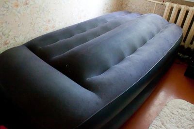 Лот: 1104797. Фото: 1. Надувная кровать Intex 66721 Pillow... Кровати