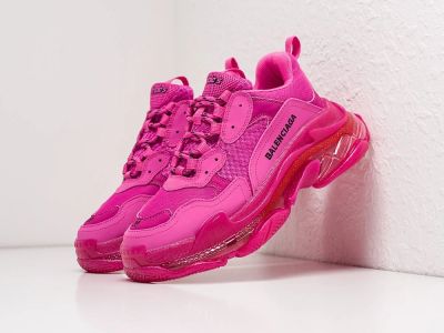 Лот: 18924296. Фото: 1. Кроссовки Balenciaga Triple S... Кеды, кроссовки, слипоны