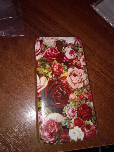 Лот: 10411794. Фото: 1. Чехол на Lenovo A859 с розами... Чехлы, бамперы