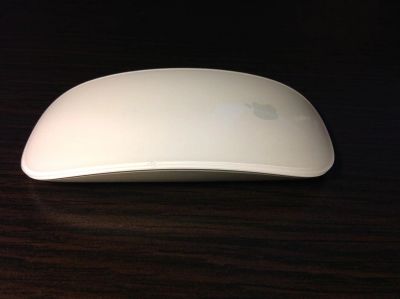 Лот: 3226180. Фото: 1. Б/У Apple Magic Mouse. Клавиатуры и мыши