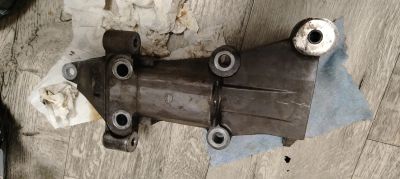 Лот: 25733891. Фото: 1. Опора ДВС vq35de. Двигатель и элементы двигателя