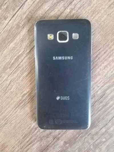 Лот: 15395676. Фото: 1. Samsung A3 //. Смартфоны