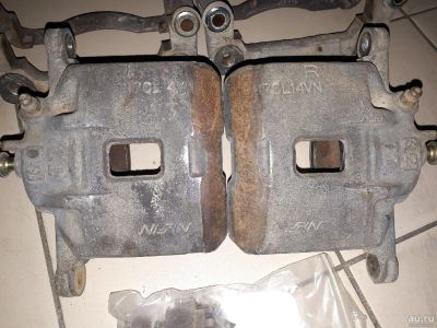 Лот: 17909247. Фото: 1. Суппорта передние Honda Orthia... Тормозная система