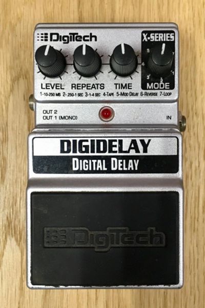 Лот: 15491469. Фото: 1. DigiTech Digidelay педаль эффектов... Гитарные эффекты и комбоусилители