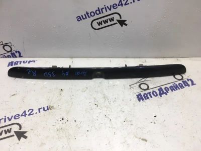 Лот: 21715702. Фото: 1. накладка двери багажника Audi... Кузов