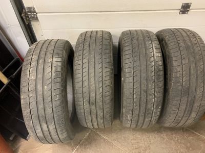 Лот: 17147575. Фото: 1. Летняя резина Michelin 215 60... Шины