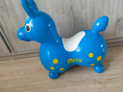 Лот: 21429686. Фото: 1. Лошадь-прыгун, для малышей, б... Игровые наборы