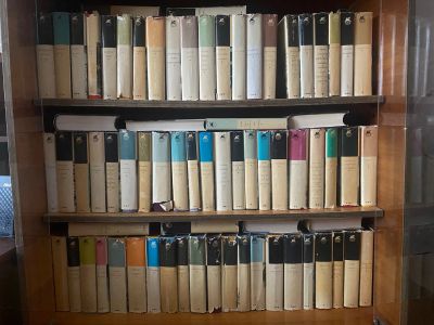 Лот: 24617734. Фото: 1. Библиотека мировой литературы. Художественная