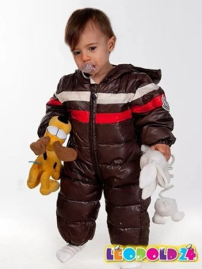 Лот: 3092083. Фото: 1. Зимний комбинезон Moncler рост... Верхняя одежда