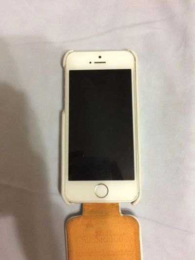 Лот: 7859160. Фото: 1. iphone 5s silver 16gb LTE продам... Смартфоны