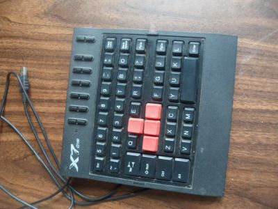 Лот: 25363640. Фото: 1. Игровая клавиатура X7G100. Клавиатуры и мыши