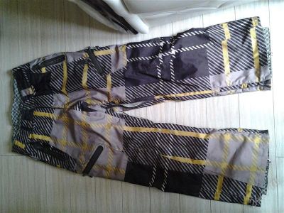 Лот: 2813127. Фото: 1. Snowboard / ski pant DC размер... Другое (обмундирование и экипировка)