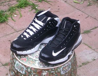 Лот: 773952. Фото: 1. новыа nike air max swingman remix... Кеды, кроссовки, слипоны