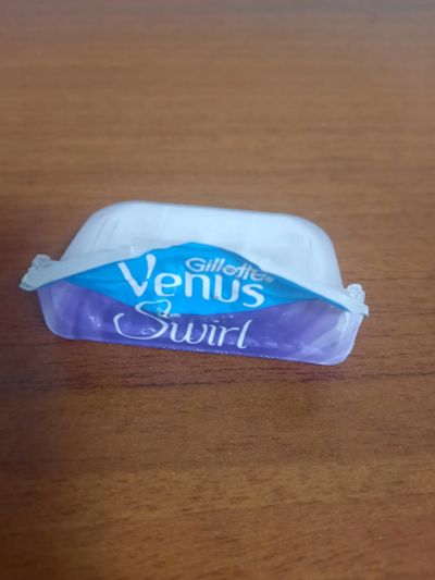 Лот: 20030389. Фото: 1. Сменная касета Gillette Venus... Укладка и стрижка волос, бритьё, эпиляция