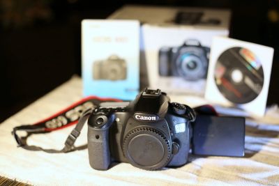 Лот: 15295204. Фото: 1. Canon EOS 60D Body (без объектива... Цифровые зеркальные