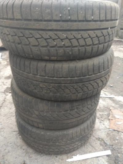 Лот: 12365855. Фото: 1. Шины Hankook 185/55R15 4 колеса. Шины