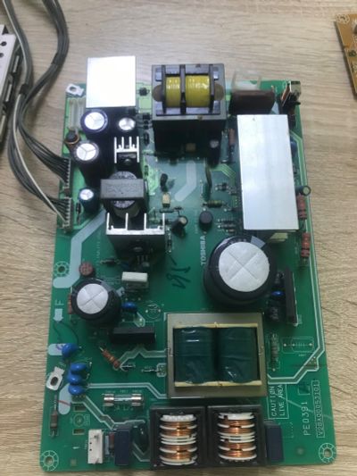 Лот: 15599594. Фото: 1. Toshiba 32c3500pr V28A00053101... Корпуса, блоки питания