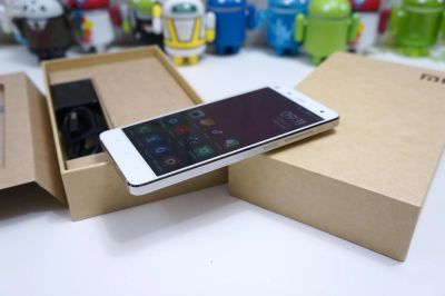 Лот: 5879313. Фото: 1. Xiaomi MI4 16GB (3GB RAM) white. Смартфоны
