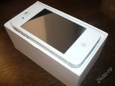 Лот: 1735137. Фото: 1. айфон-4 32gb/apple белый. Кнопочные мобильные телефоны