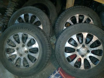 Лот: 9507334. Фото: 1. Диски литые R13 с резиной на докатку. Диски