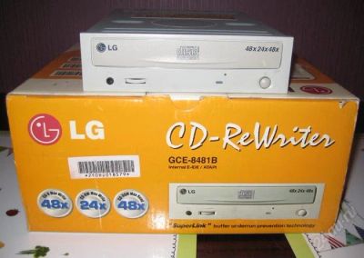 Лот: 148933. Фото: 1. Привод CD-RW LG. Приводы CD, DVD, BR, FDD