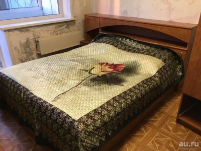 Лот: 9623485. Фото: 1. Кровать двухспальная с двумя прикроватными... Кровати